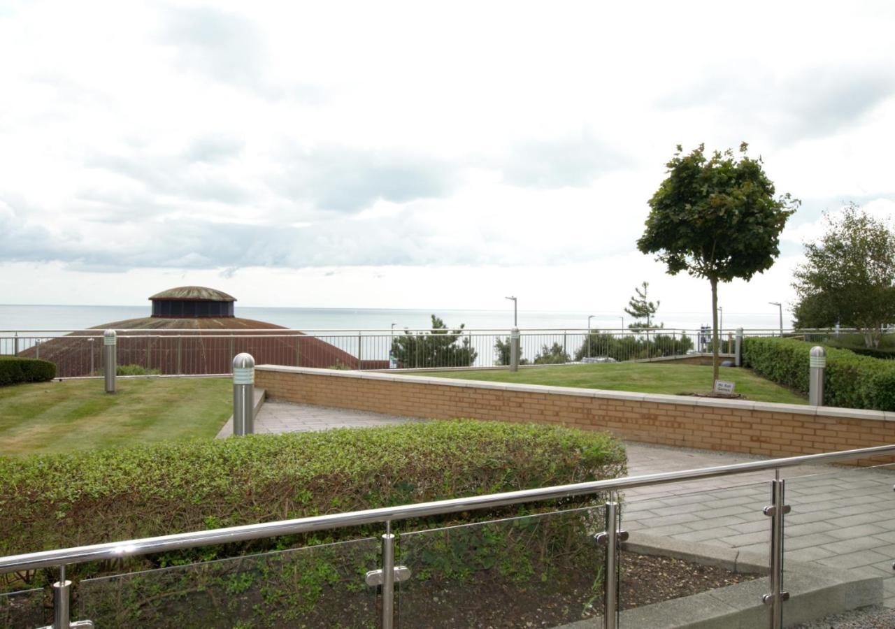 Bournemouth Bay View Villa Exterior photo